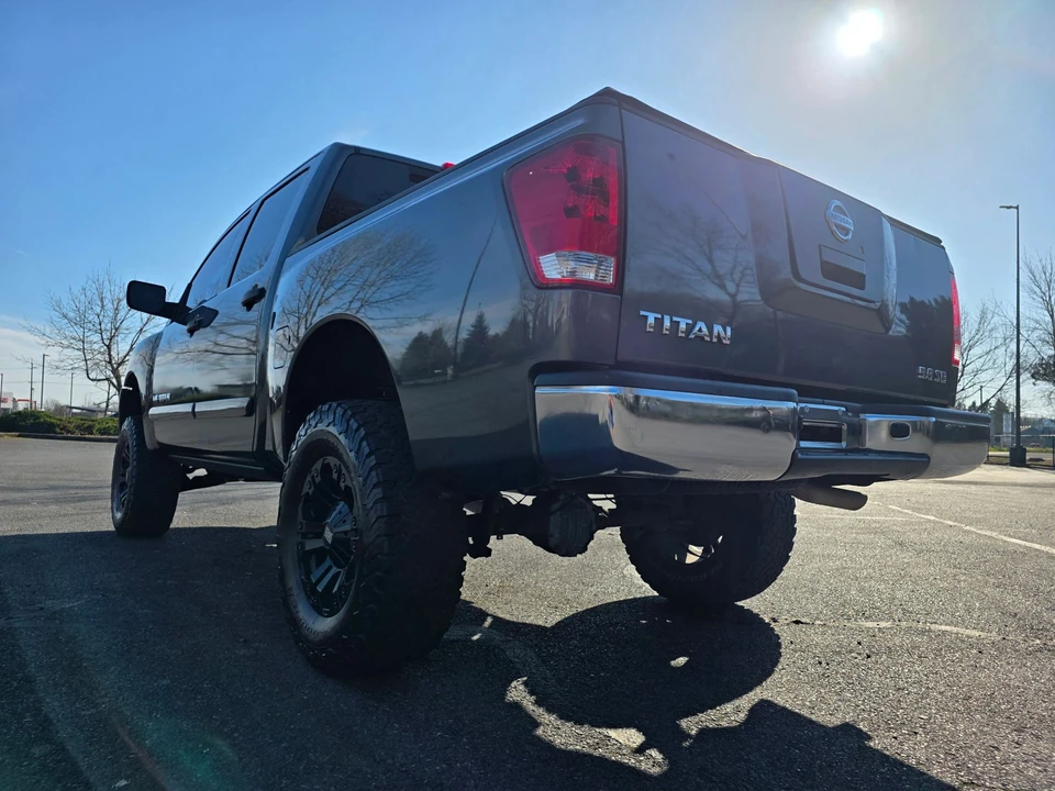 2010 Nissan Titan 1st Gen - Image 13 of 31