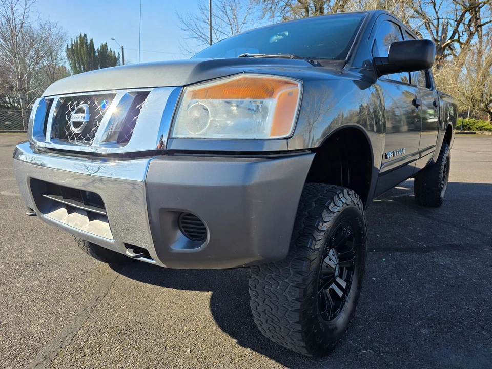 2010 Nissan Titan 1st Gen - Image 21 of 31