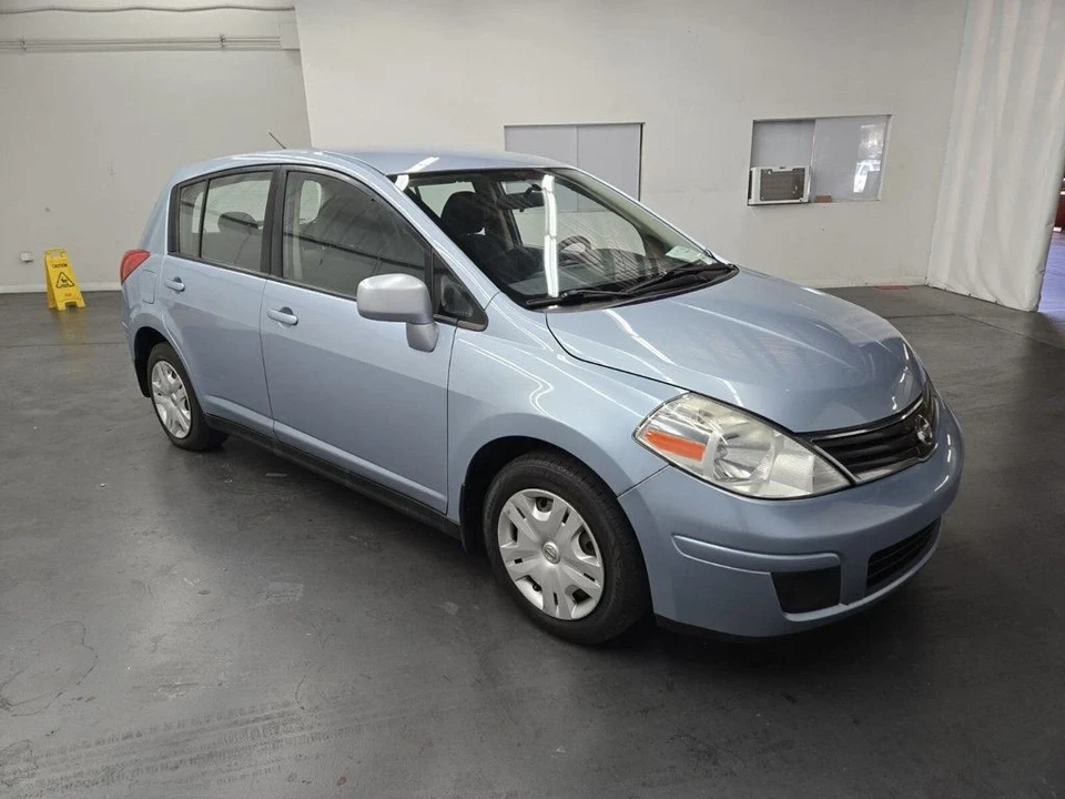 2010 Nissan Versa - Image 3 of 19