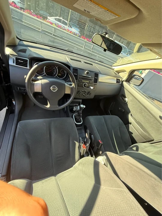 2010 Nissan Versa - Image 8 of 8