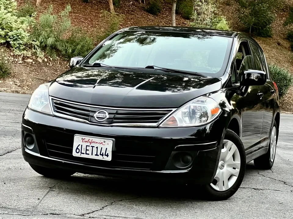 2010 Nissan Versa - Image 15 of 20