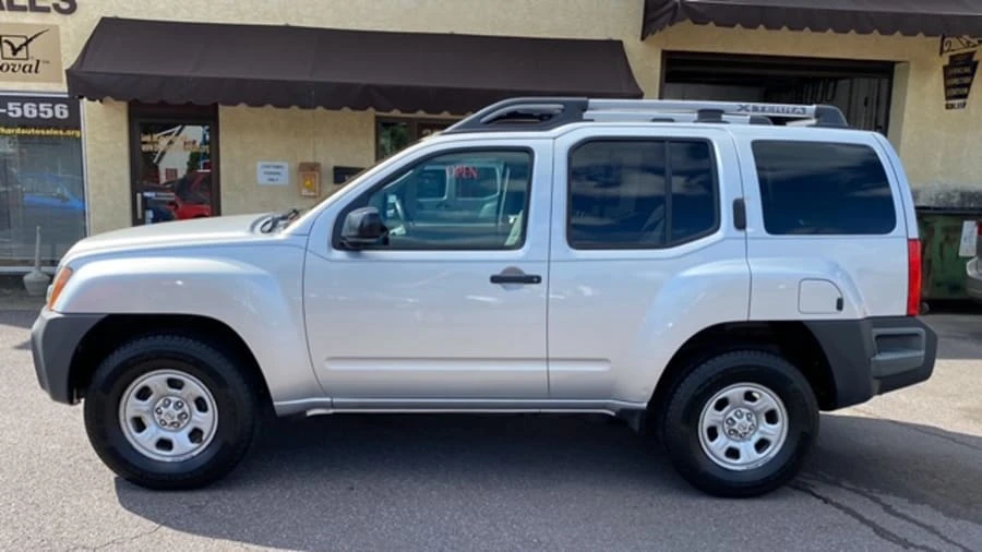 2010 Nissan Xterra 2nd Gen - Image 2 of 12