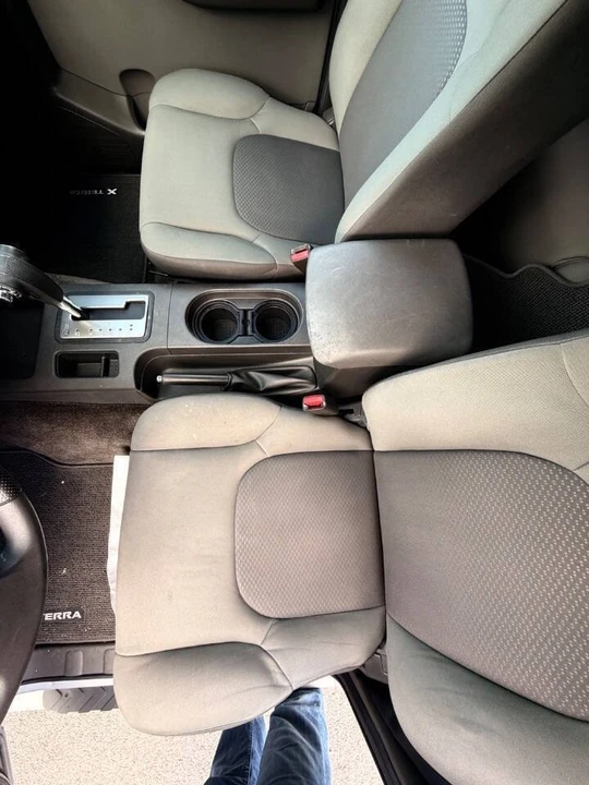 2010 Nissan Xterra 2nd Gen - Image 15 of 19