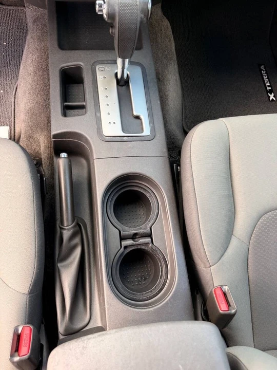 2010 Nissan Xterra 2nd Gen - Image 17 of 19