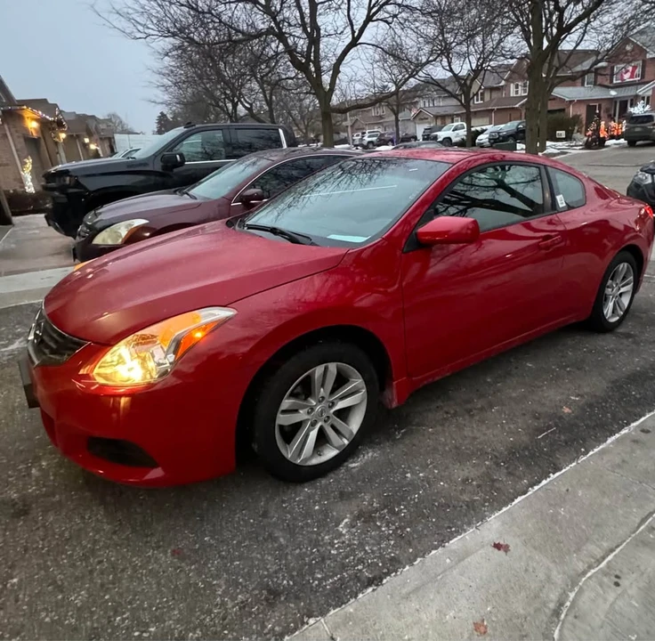 2010 Nissan Altima 4th Gen - Image 2 of 10