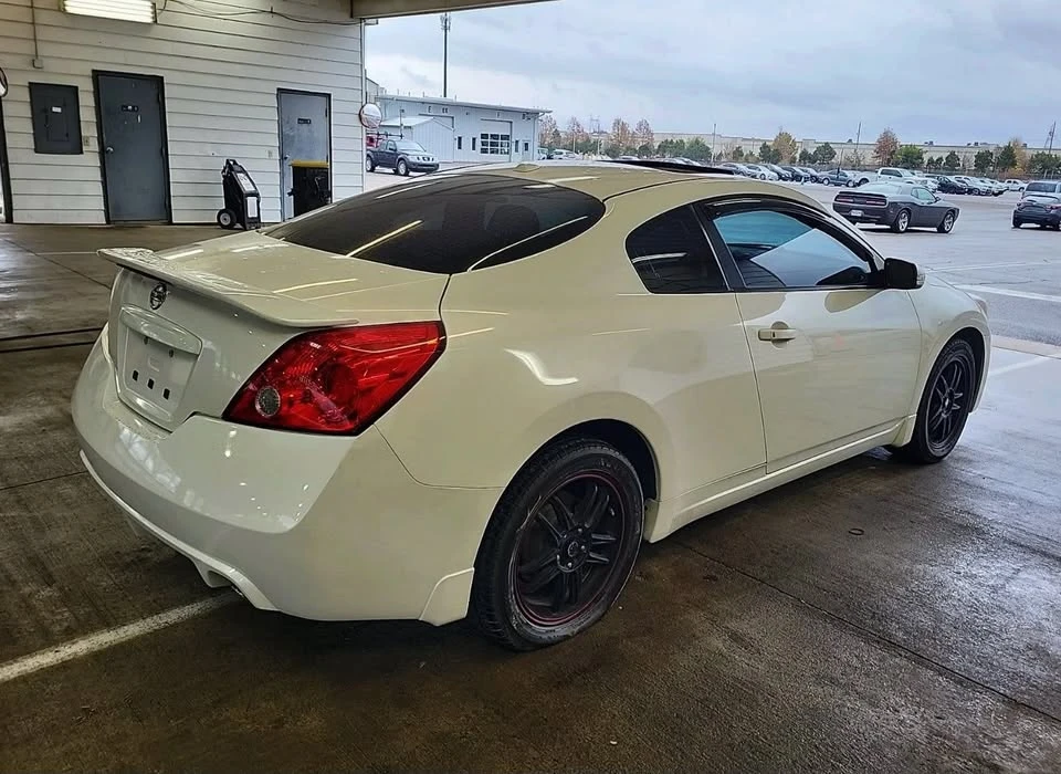 2010 Nissan Altima 4th Gen - Image 4 of 10