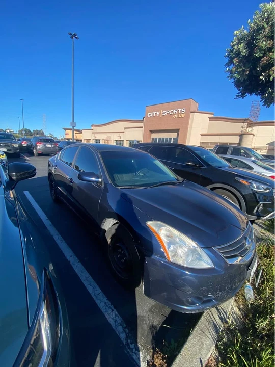2010 Nissan Altima 4th Gen - Image 4 of 4