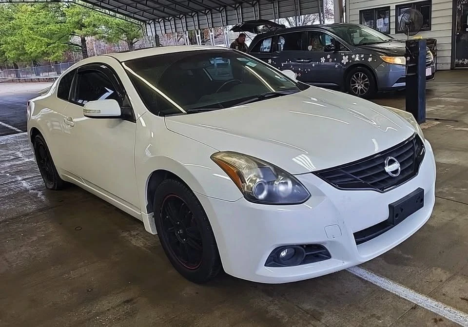 2010 Nissan Altima 4th Gen - Image 4 of 11