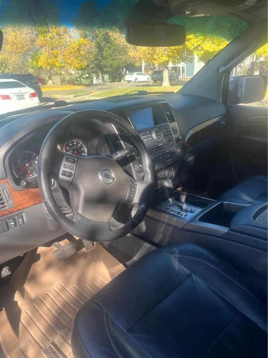 2010 Nissan Armada - Image 2 of 5