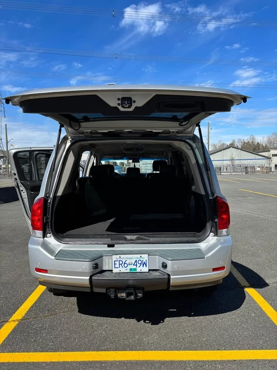 2010 Nissan Armada - Image 12 of 13