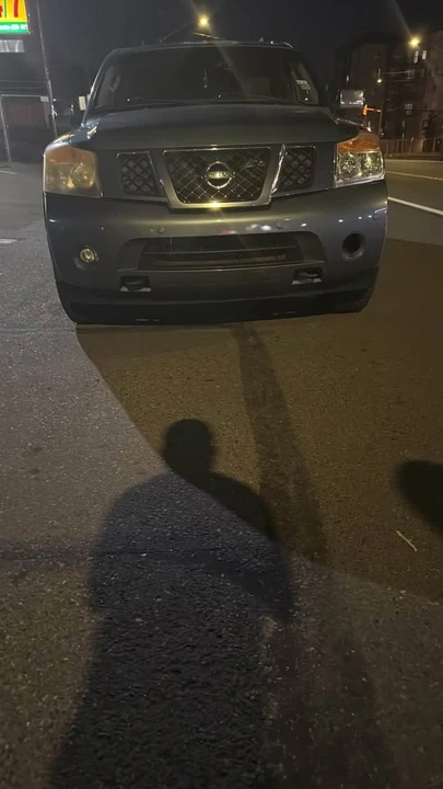 2010 Nissan Armada - Image 9 of 10