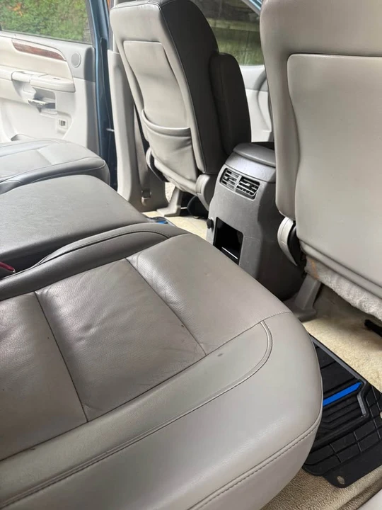 2010 Nissan Armada - Image 7 of 10