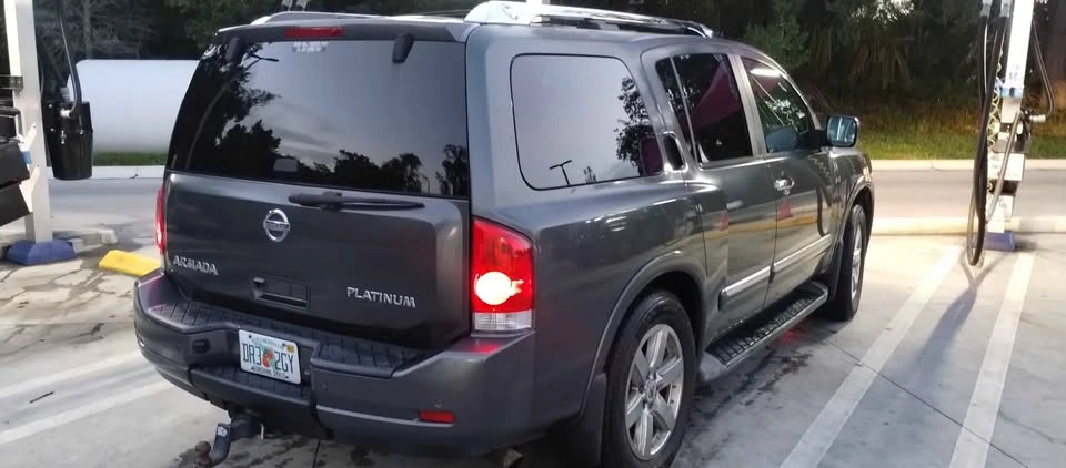 2010 Nissan Armada - Image 10 of 18