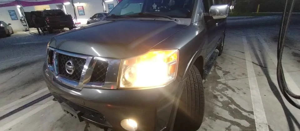 2010 Nissan Armada - Image 3 of 18