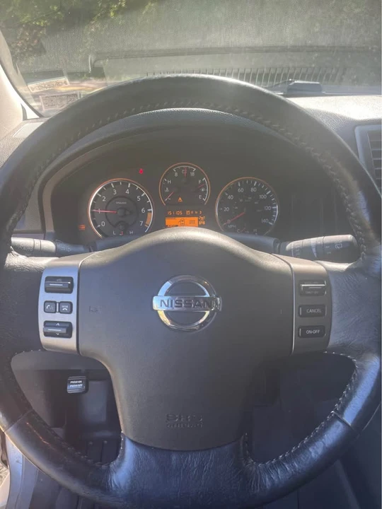 2010 Nissan Armada - Image 5 of 9