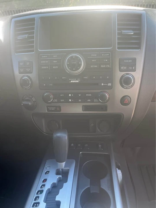 2010 Nissan Armada - Image 6 of 9
