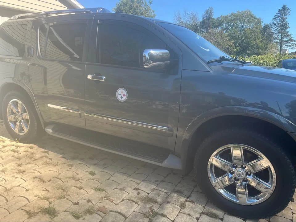 2010 Nissan Armada - Image 4 of 9