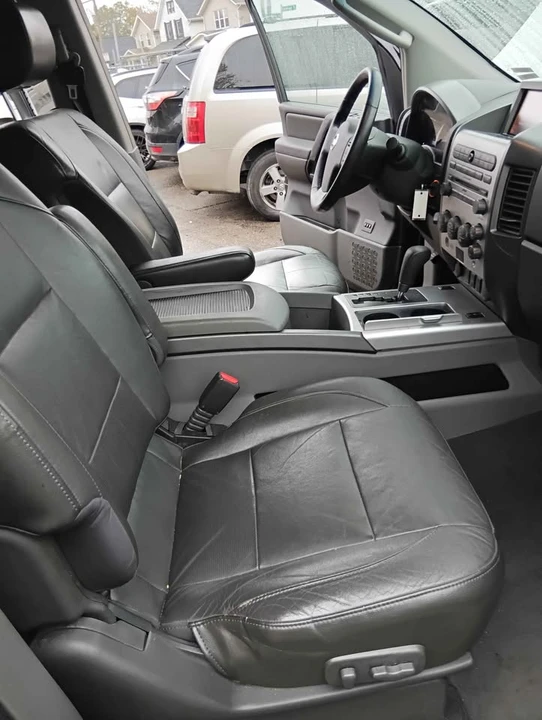 2010 Nissan Armada - Image 6 of 15