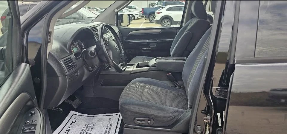 2010 Nissan Armada - Image 7 of 11