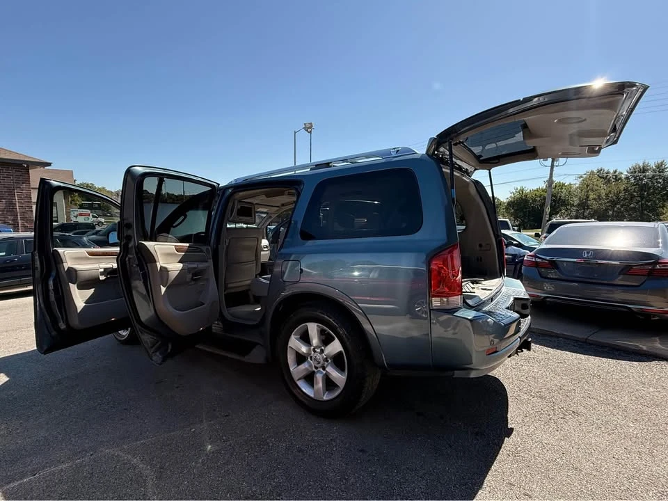 2010 Nissan Armada - Image 19 of 19