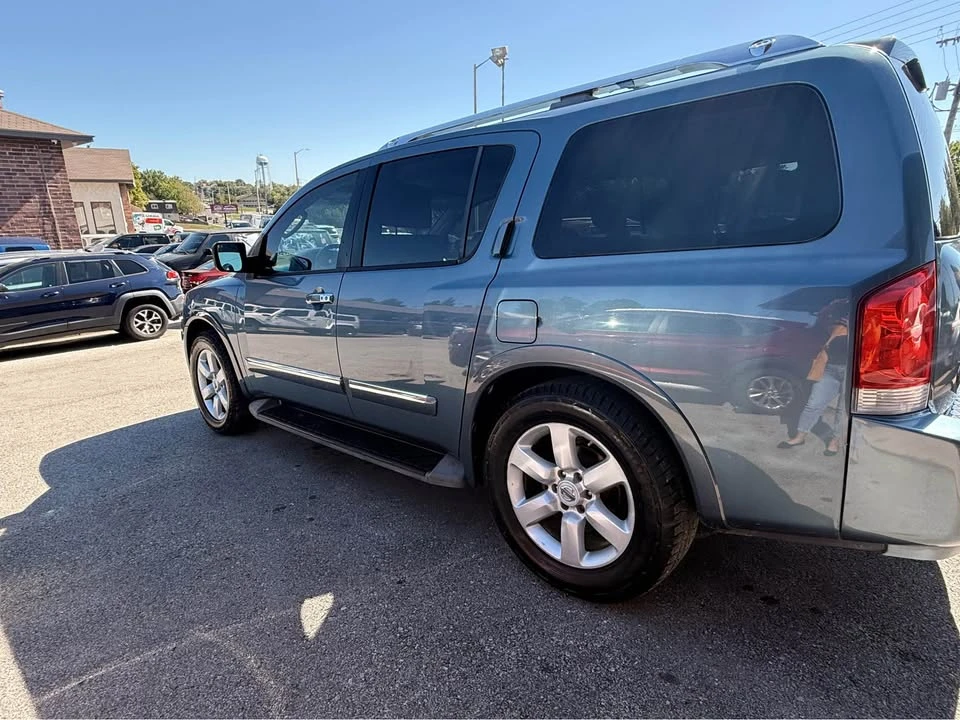 2010 Nissan Armada - Image 4 of 19