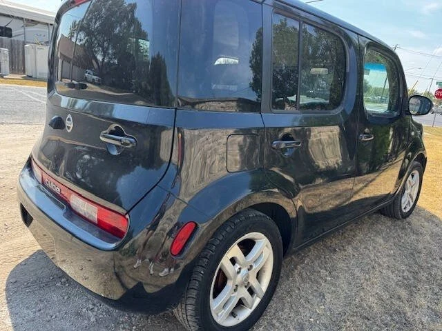 2010 Nissan Cube - Image 10 of 20
