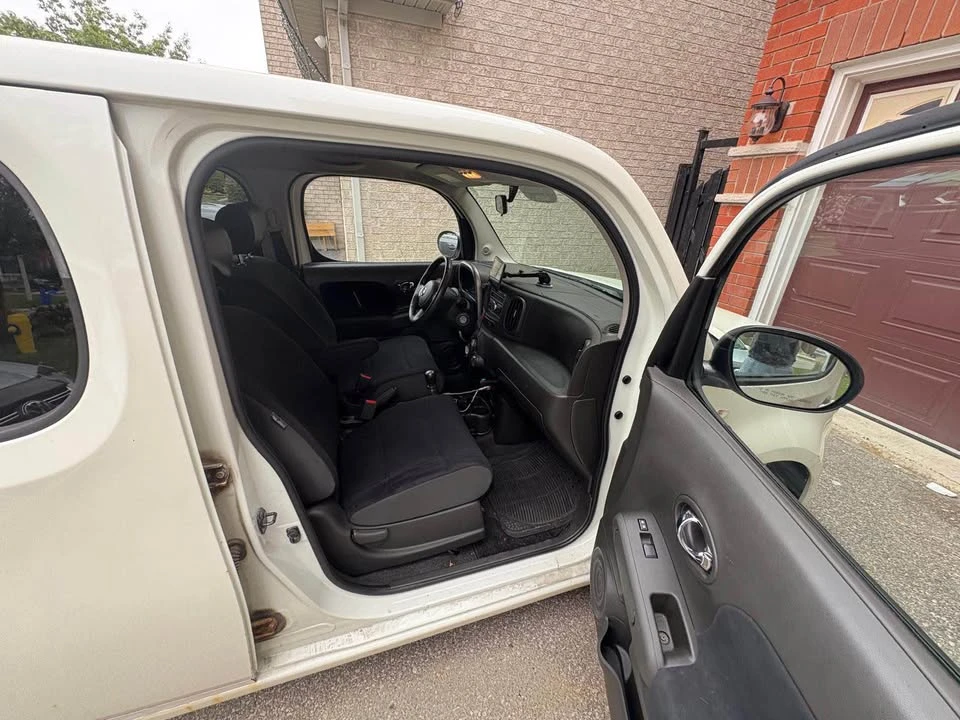 2010 Nissan Cube - Image 8 of 13