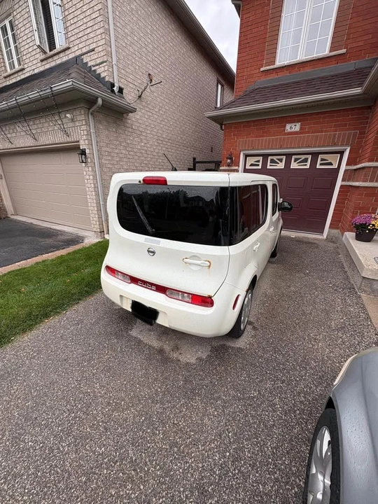 2010 Nissan Cube - Image 12 of 13