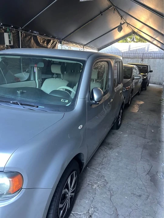 2010 Nissan Cube - Image 3 of 4