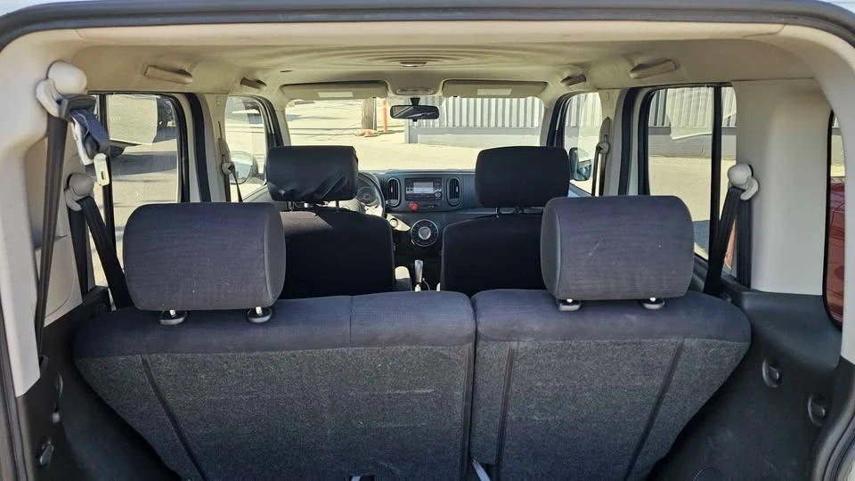 2010 Nissan Cube - Image 9 of 10