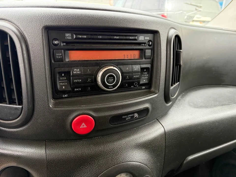 2010 Nissan Cube - Image 11 of 14