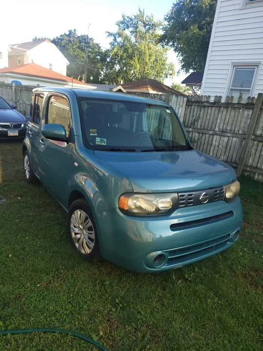 2010 Nissan Cube - Image 2 of 7