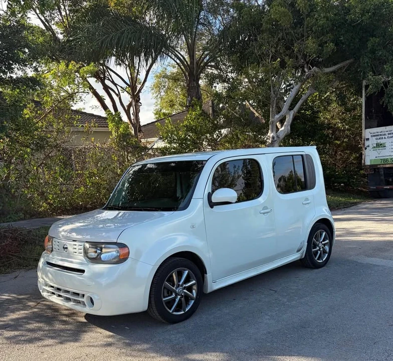 2010 Nissan Cube - Image 3 of 14