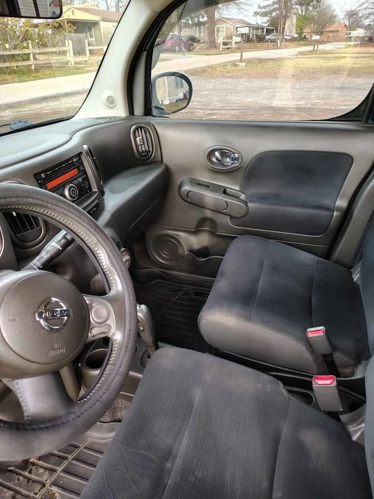 2010 Nissan Cube - Image 7 of 8