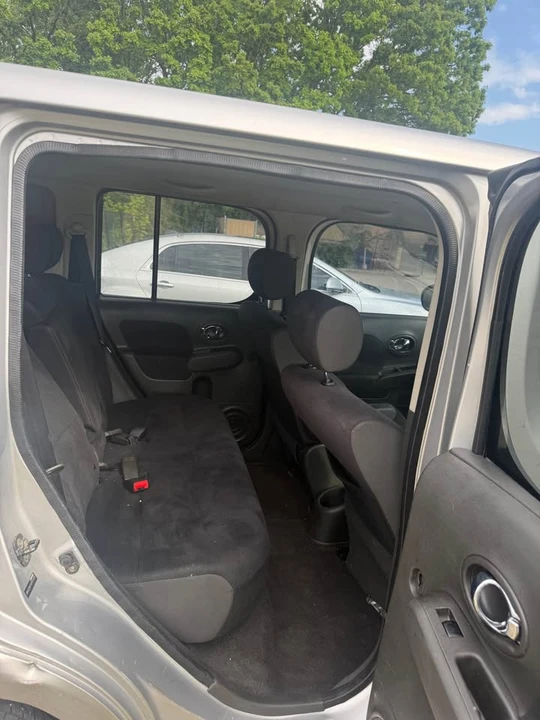 2010 Nissan Cube - Image 9 of 16