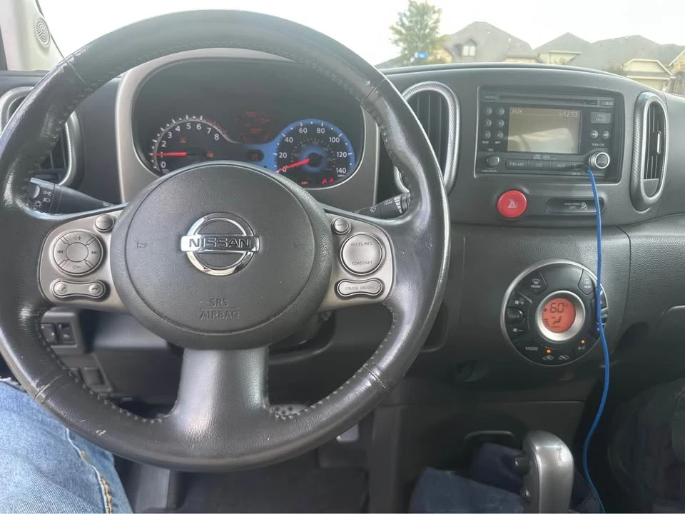 2010 Nissan Cube - Image 8 of 12