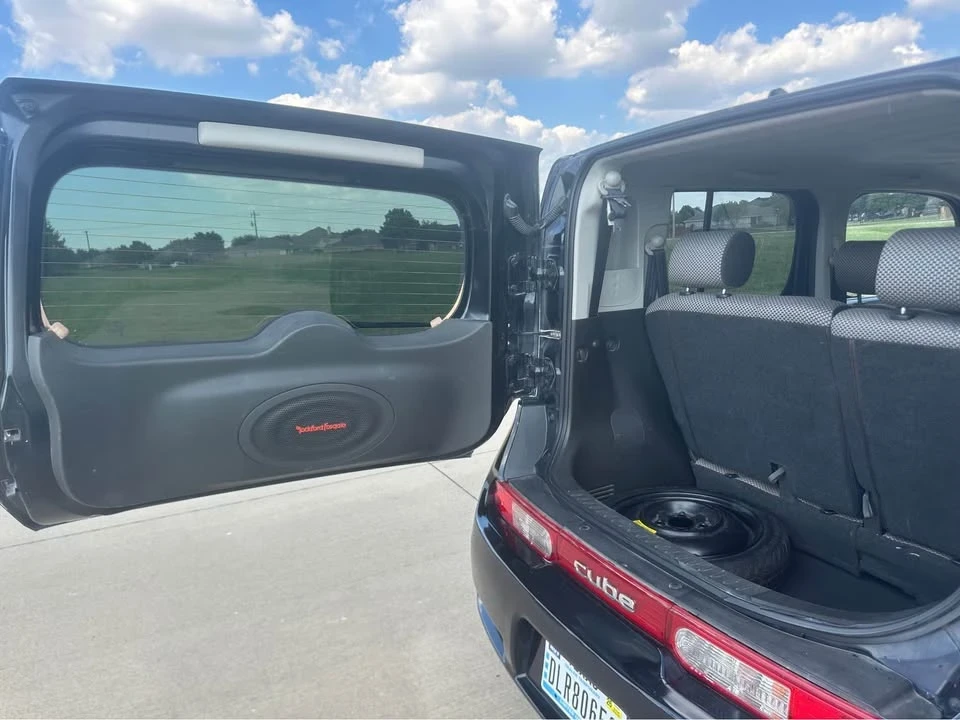 2010 Nissan Cube - Image 12 of 12