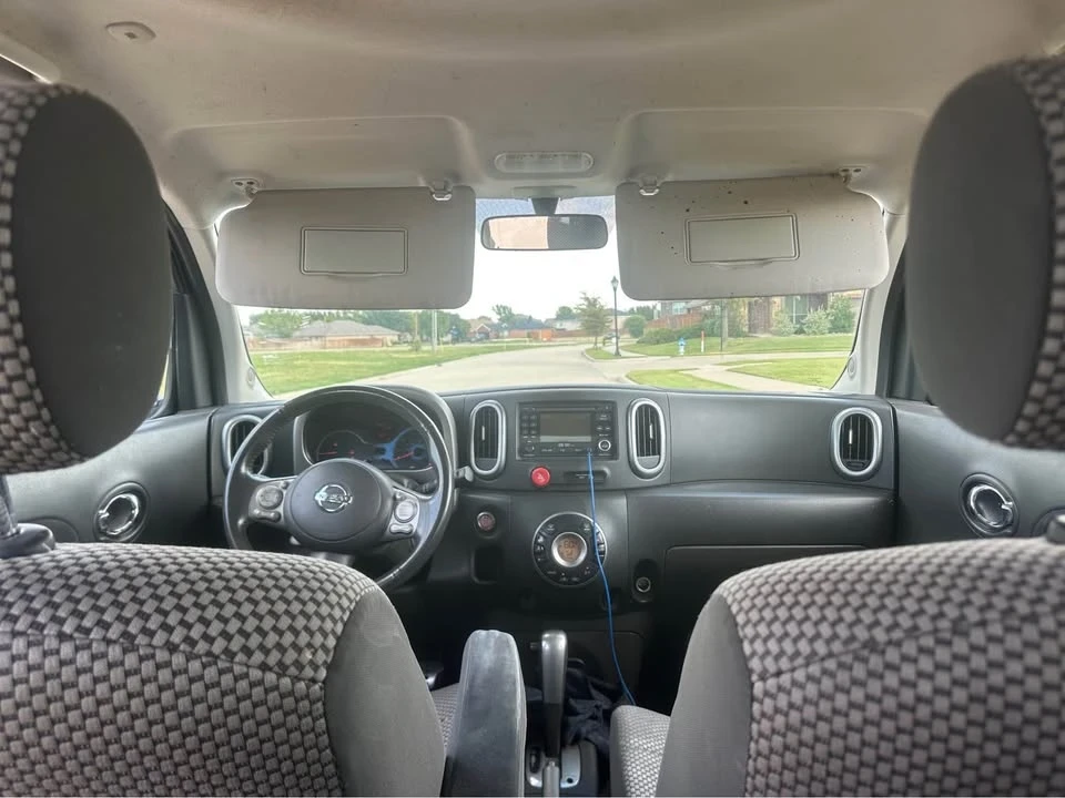 2010 Nissan Cube - Image 7 of 12
