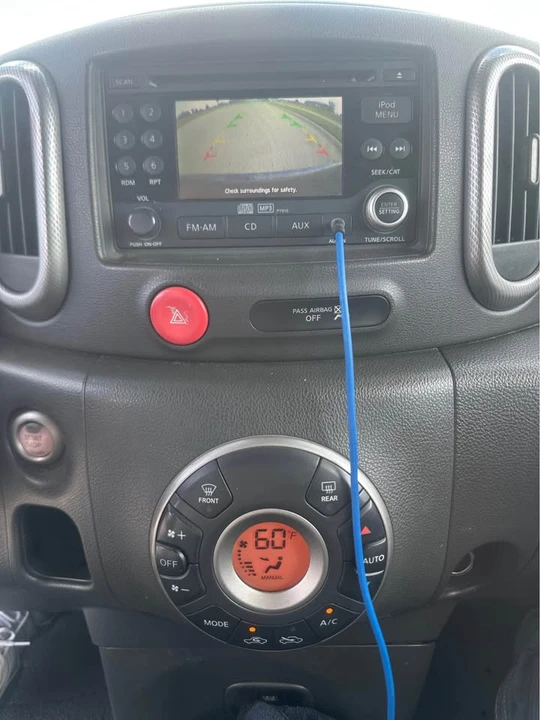 2010 Nissan Cube - Image 9 of 10