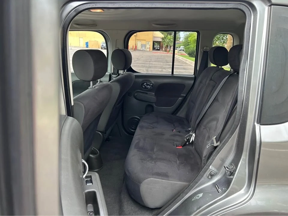 2010 Nissan Cube - Image 9 of 12