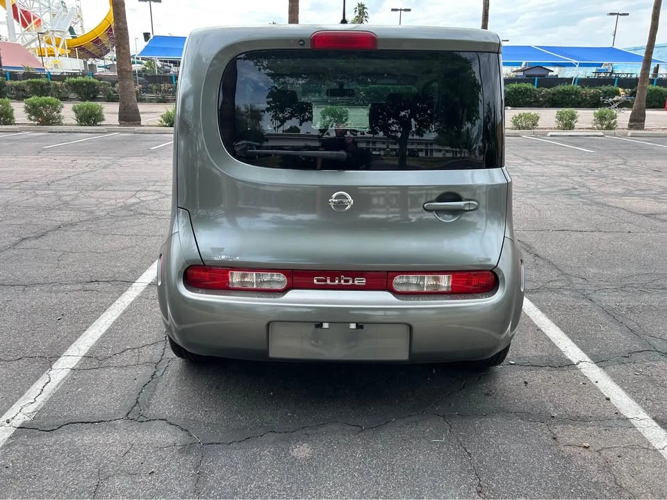 2010 Nissan Cube - Image 7 of 11