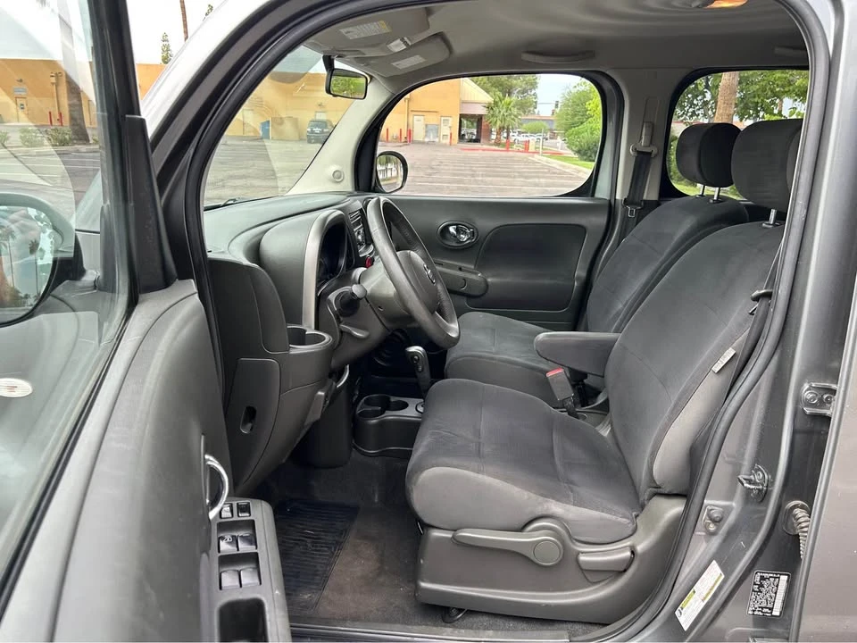 2010 Nissan Cube - Image 9 of 11