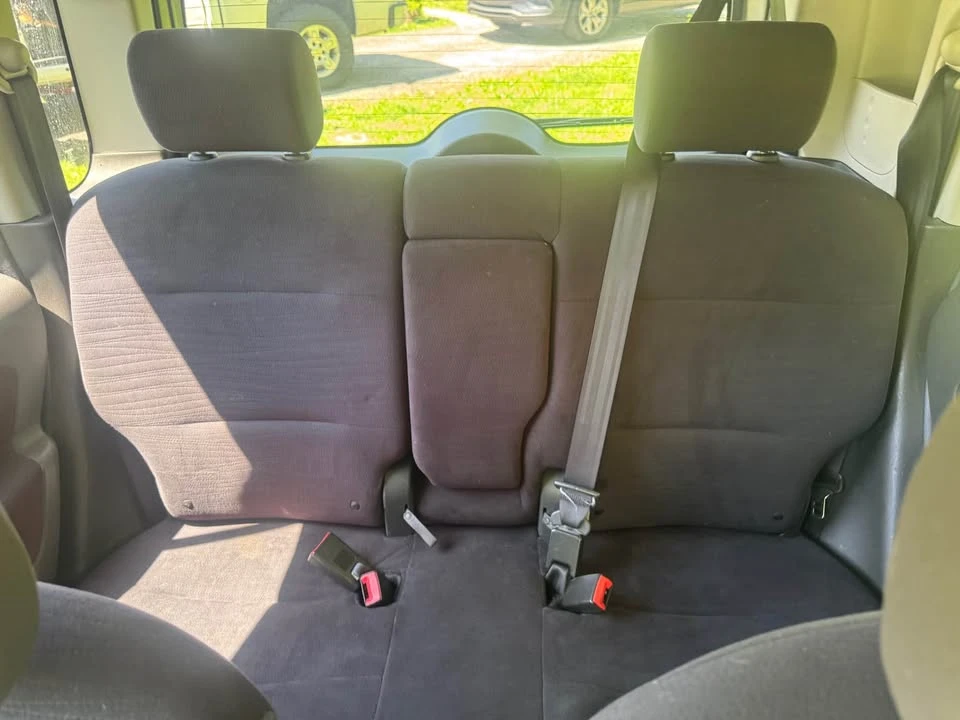 2010 Nissan Cube - Image 8 of 12