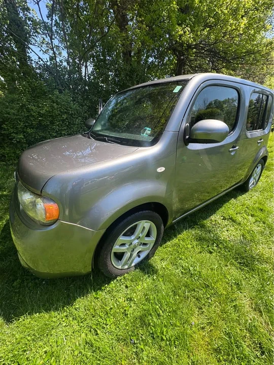 2010 Nissan Cube - Image 5 of 12