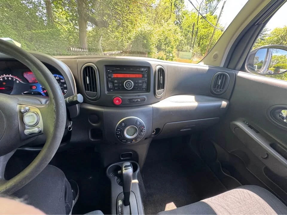 2010 Nissan Cube - Image 7 of 12