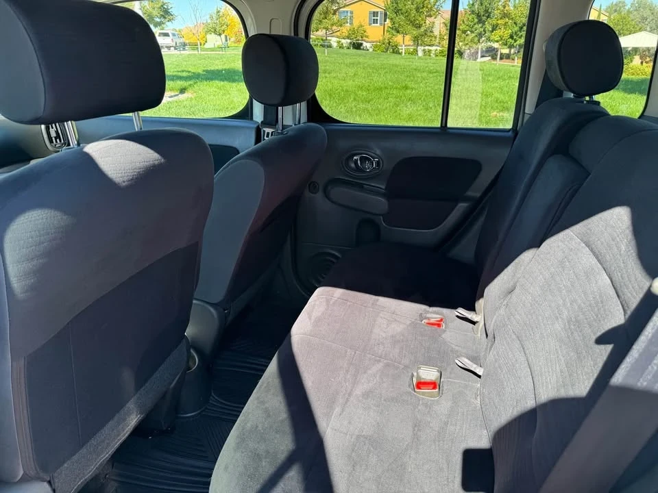2010 Nissan Cube - Image 5 of 5