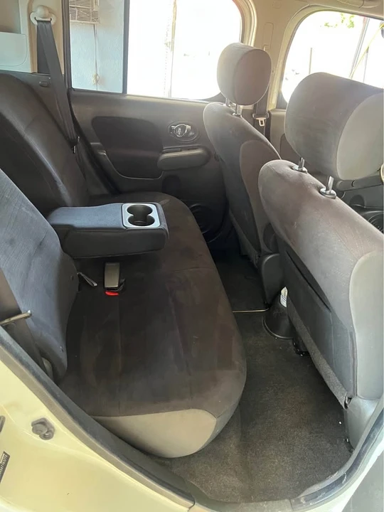 2010 Nissan Cube - Image 5 of 8