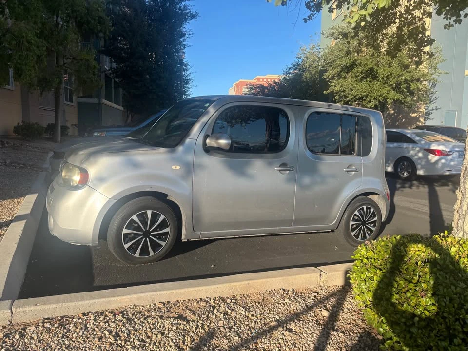 2010 Nissan Cube - Image 3 of 4