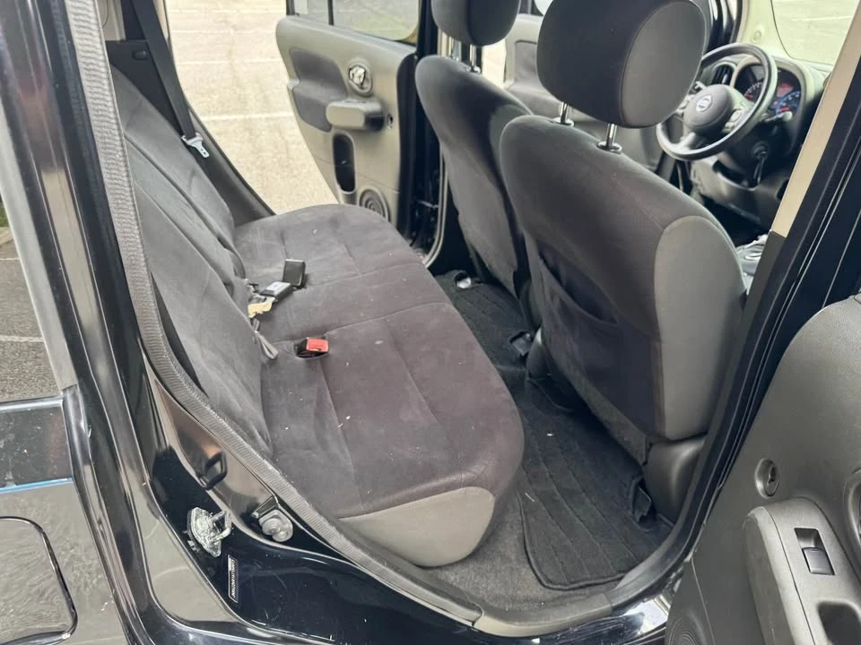 2010 Nissan Cube - Image 12 of 17