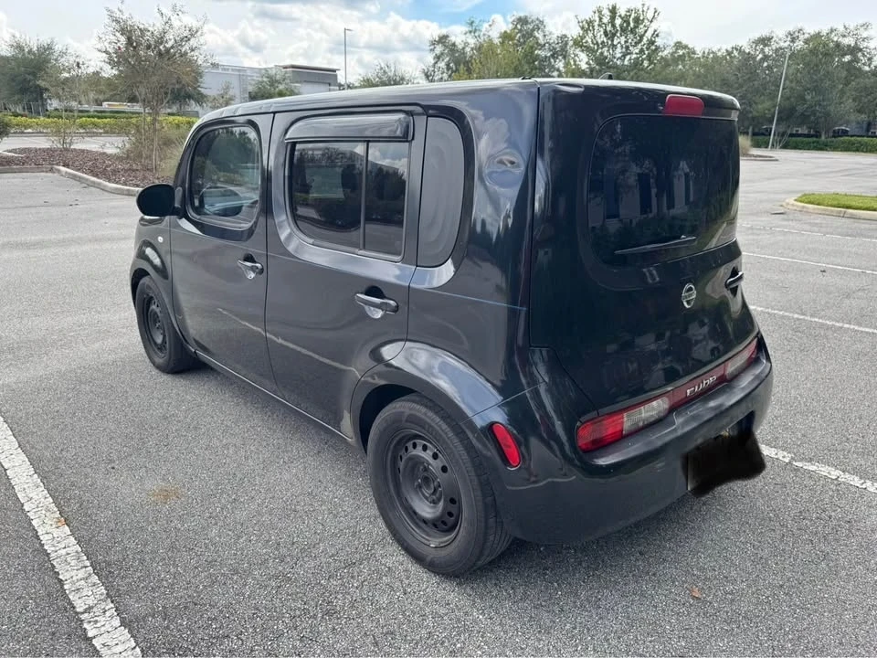 2010 Nissan Cube - Image 5 of 17